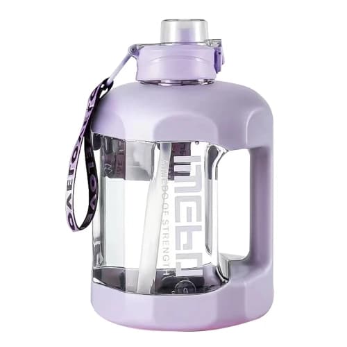 Bouteille d’eau 1.8 L — grande capacité, robuste et facile à transporter pour rester hydraté pendant les entraînements. Disponible sur Protein.tn. Bouteille d’eau 1.8 L pour musculation et sport offrant grande capacité et confort d’utilisation.